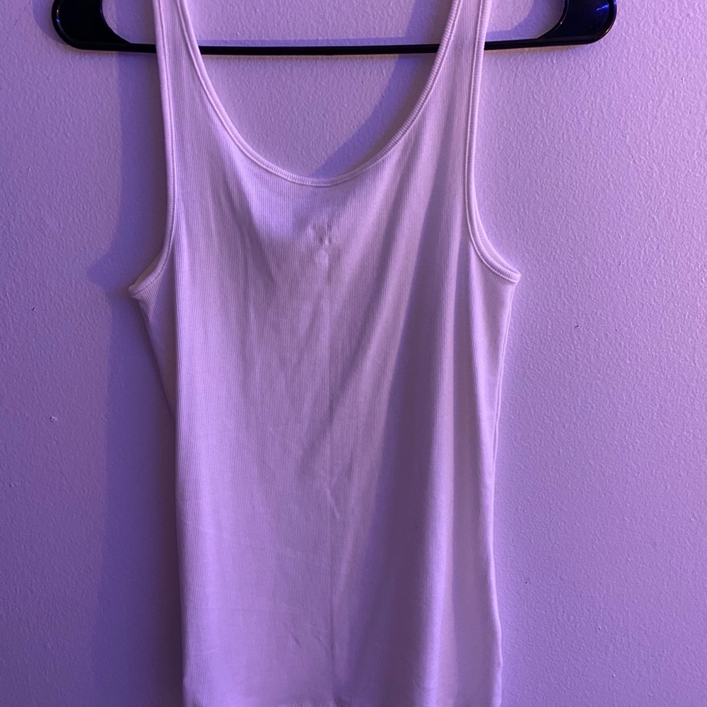Basic White Tank - Picture 2 of 4